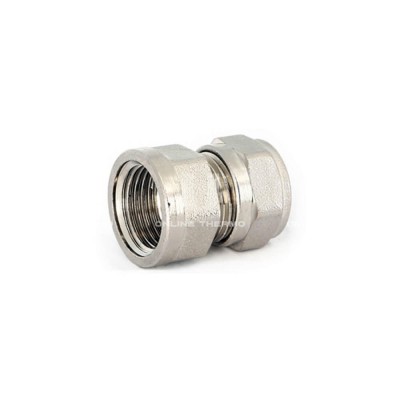 Муфта с внутренней резьбой Uni-fitt 661N7300, 20х3/4", никелированная, компрессионная