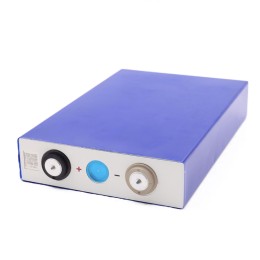 Аккумуляторный элемент LiFePO4 3.2V/50Ah LF50K Аккумуляторный элемент LiFePO4 3.2V/50Ah LF50K