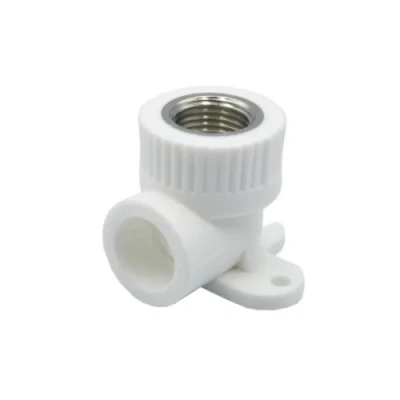 Угол комб. вн 20х1/2'' с креплением белый EVER PLAST Угол комб. вн 20х1/2'' с креплением белый EVER PLAST